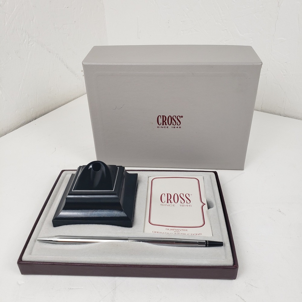 Cross Gift Box Desk Set Lustrous Chrome Ballpoint Pen with Black Base